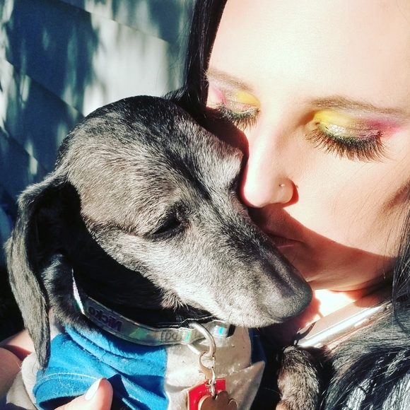 Meet your Posher, Megan - Picture 3 of 4